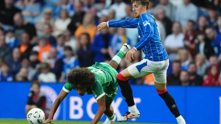 Un but à la 85e décide du duel entre Rangers et Saint-Etienne