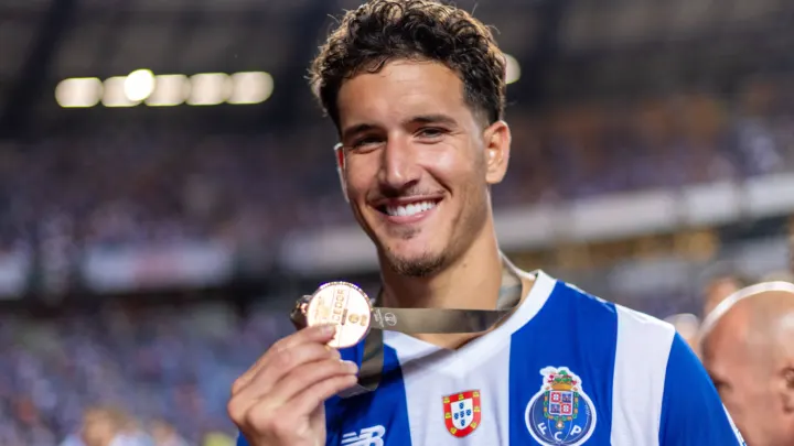 Galatasaray recrute Deniz Gül au FC Porto pour 11 M€