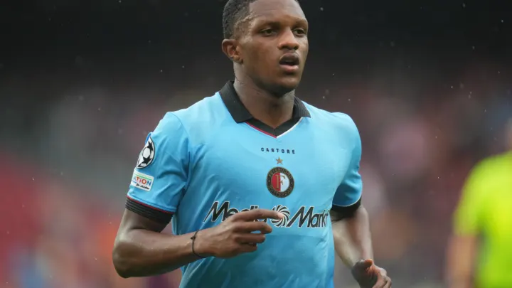 Liverpool garde un œil sur Givairo Read, pépite de Feyenoord
