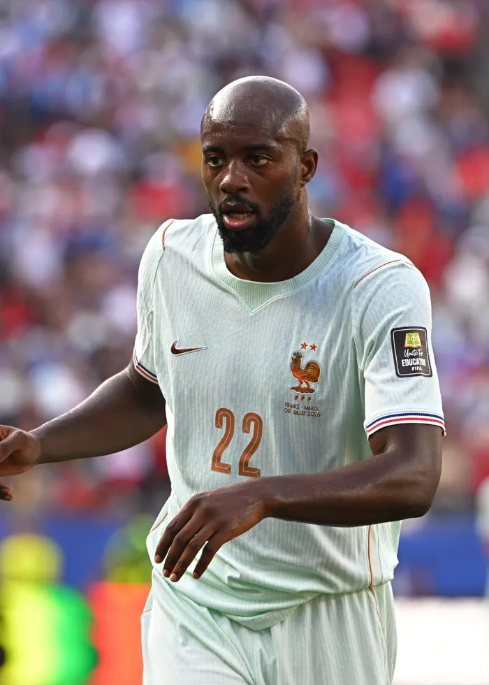 Manchester United relance la piste Mateta avant janvier